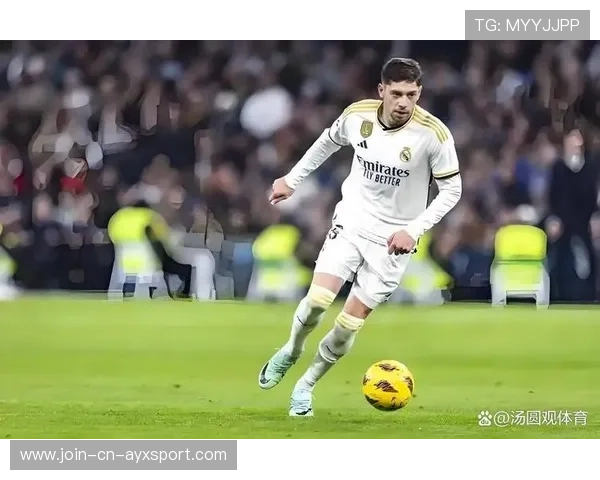 巴尔韦德远射开火，皇马弧顶连续起脚，bale皇马